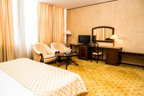 Отель Hotel Imperial Inn  Тыргу-Муреш